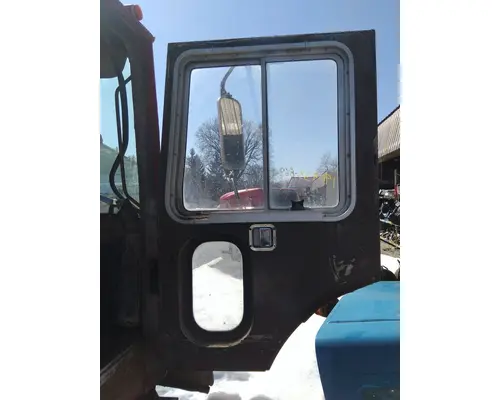 MACK MR611 DOOR ASSEMBLY, FRONT