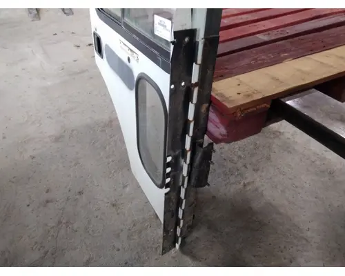 MACK MR611 DOOR ASSEMBLY, FRONT