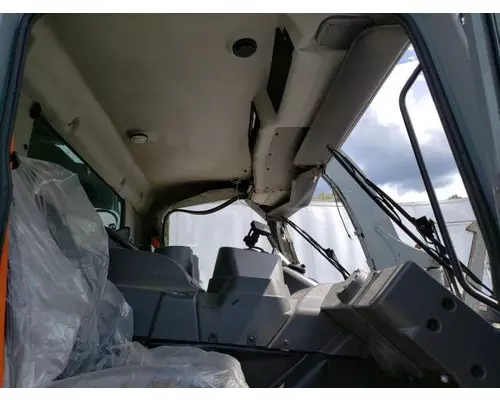MACK MR686S Complete Vehicle