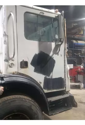 MACK MR688S Complete Vehicle