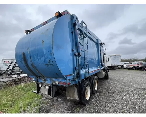 MACK MR688S Complete Vehicle