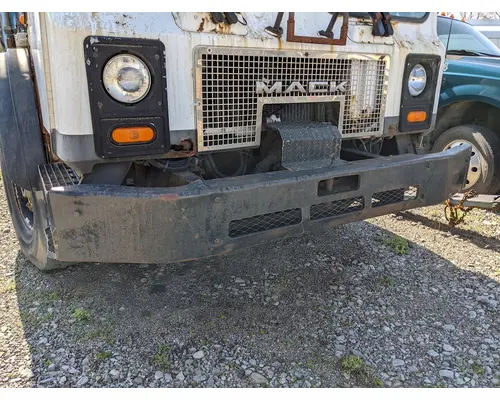 MACK MR688S Grille