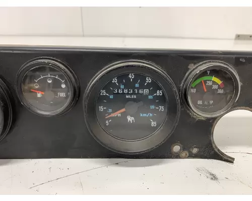 MACK MR688S Instrument Cluster