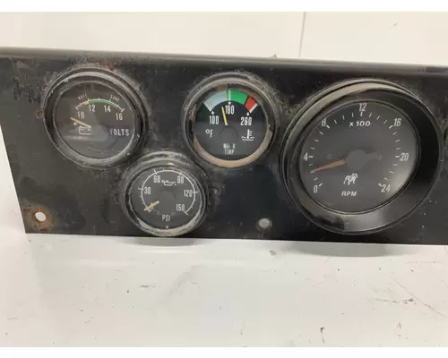 MACK MR688S Instrument Cluster