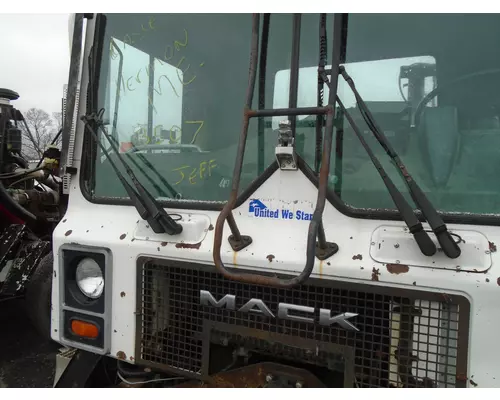 MACK MR688S Windshield Wiper Arm