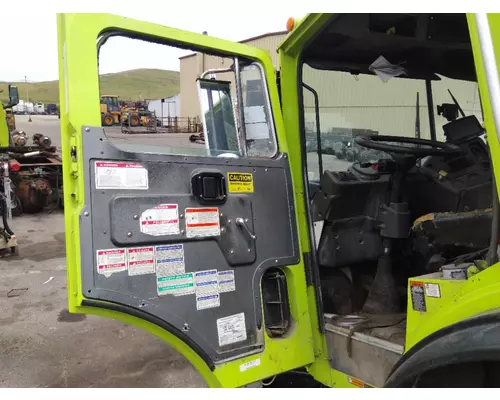 MACK MR688 CAB