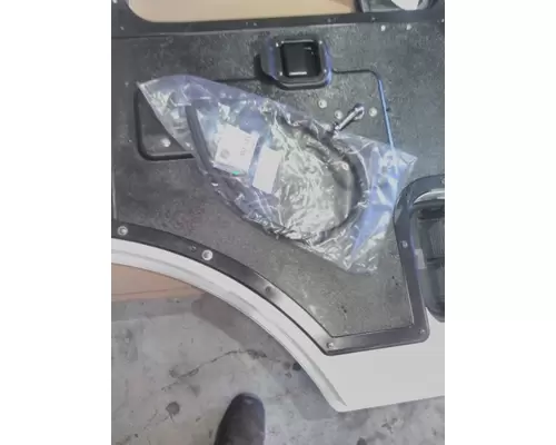 MACK MR688 DOOR ASSEMBLY, FRONT