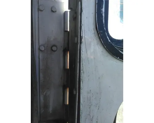 MACK MR688 DOOR ASSEMBLY, FRONT