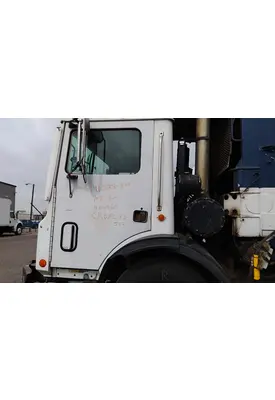 MACK MR688 DOOR ASSEMBLY, FRONT
