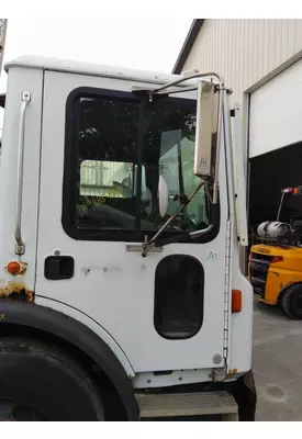 MACK MR688 DOOR ASSEMBLY, FRONT