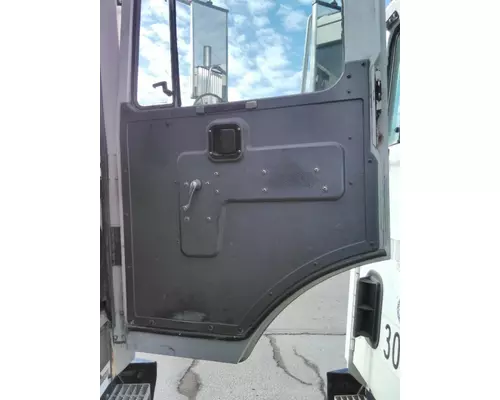 MACK MR688 DOOR ASSEMBLY, FRONT