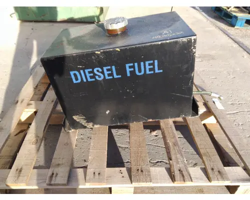 MACK MR688 FUEL TANK
