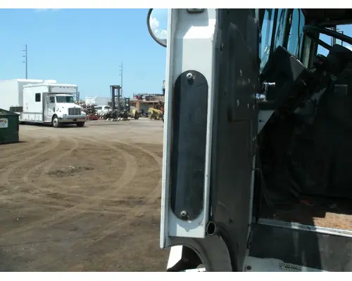MACK MR690S Door Assembly, Front