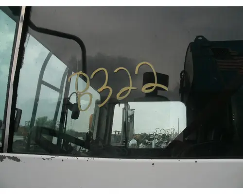 MACK MRU 613 Door Assembly, Front