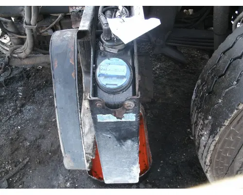 MACK MRU 613 Fuel Tank