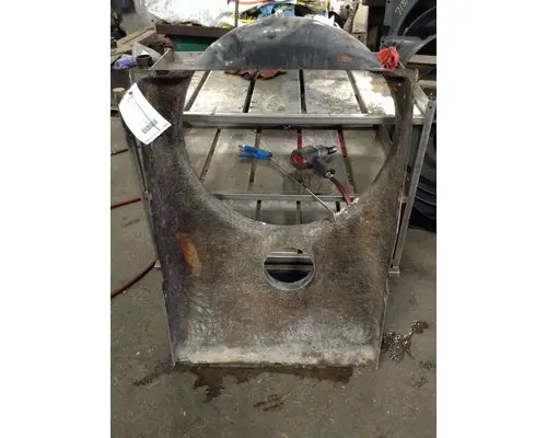 MACK MRU163 Radiator Shroud