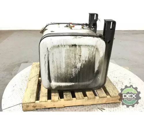 MACK MRU613 2341 fuel tank