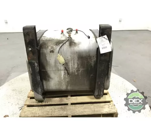 MACK MRU613 2341 fuel tank