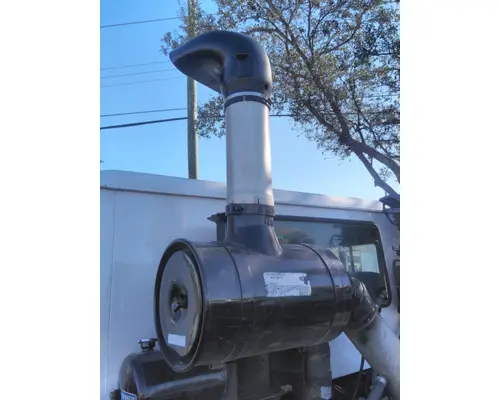 MACK MRU613 AIR CLEANER