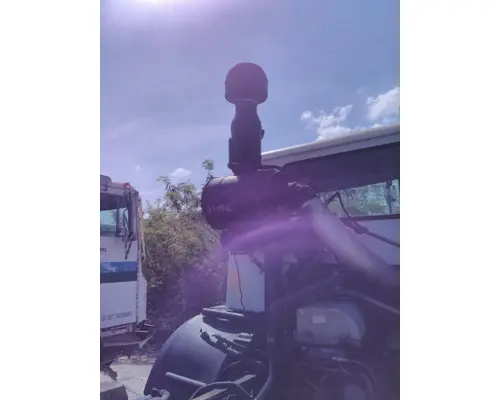 MACK MRU613 AIR CLEANER