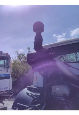 MACK MRU613 AIR CLEANER