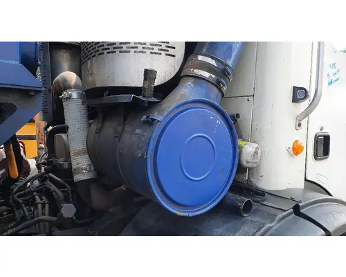 MACK MRU613 AIR CLEANER