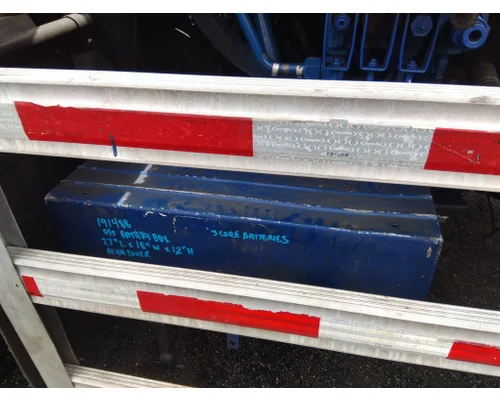 MACK MRU613 BATTERY BOX