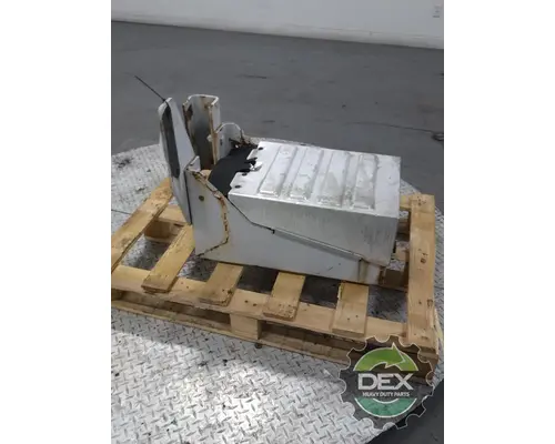 MACK MRU613 Battery Box