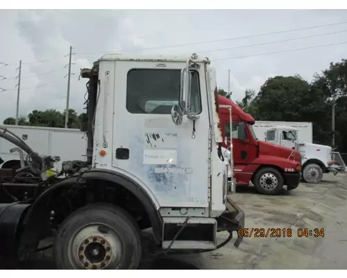 MACK MRU613 CAB