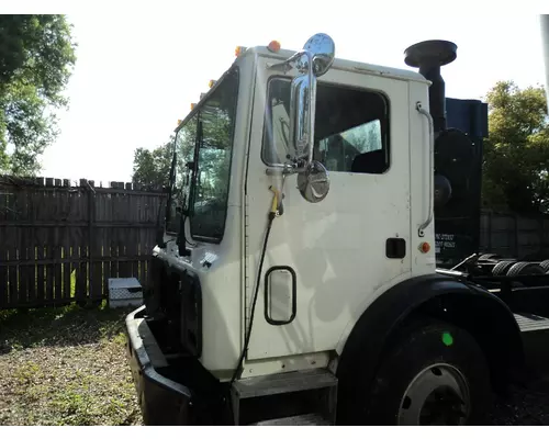 MACK MRU613 CAB