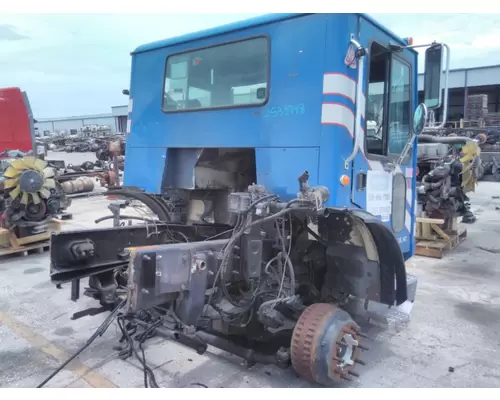 MACK MRU613 CAB
