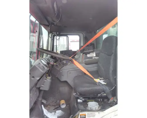 MACK MRU613 CAB