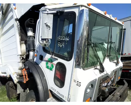 MACK MRU613 CAB