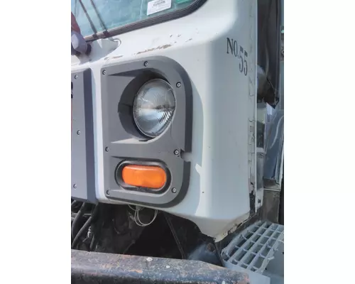 MACK MRU613 CAB