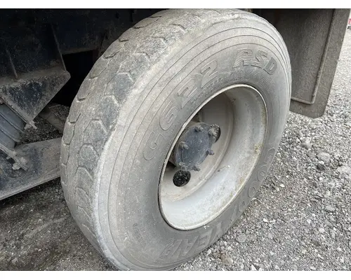 MACK MRU613 Complete Vehicle