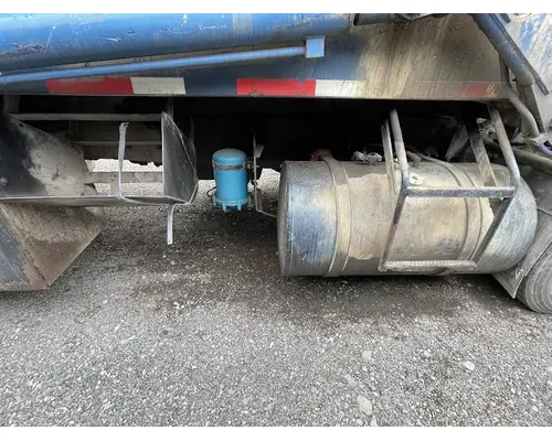 MACK MRU613 Complete Vehicle