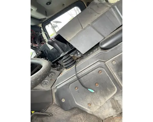 MACK MRU613 Complete Vehicle