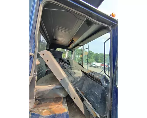 MACK MRU613 Complete Vehicle