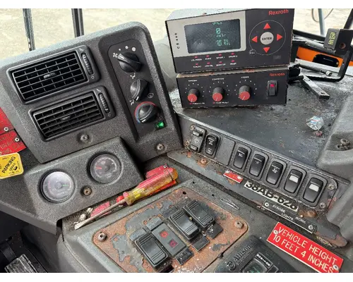 MACK MRU613 Complete Vehicle