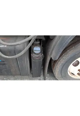 MACK MRU613 DEF TANK