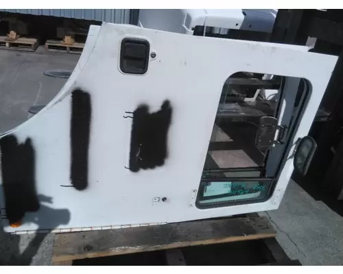 MACK MRU613 DOOR ASSEMBLY, FRONT