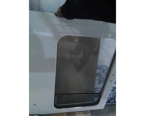 MACK MRU613 DOOR ASSEMBLY, FRONT