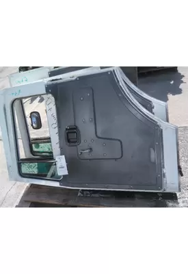 MACK MRU613 DOOR ASSEMBLY, FRONT