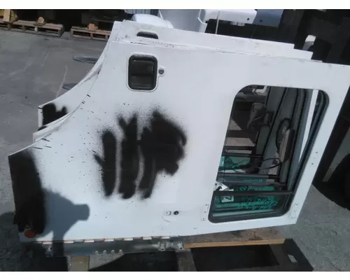 MACK MRU613 DOOR ASSEMBLY, FRONT