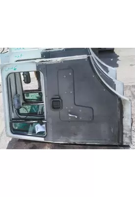 MACK MRU613 DOOR ASSEMBLY, FRONT