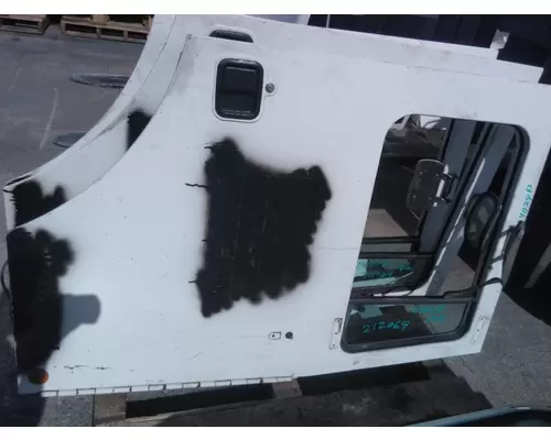 MACK MRU613 DOOR ASSEMBLY, FRONT