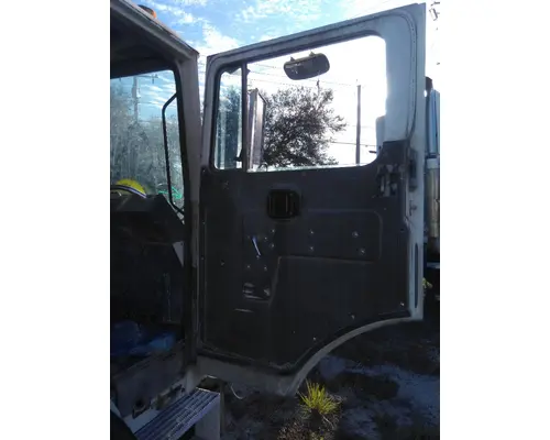MACK MRU613 DOOR ASSEMBLY, FRONT