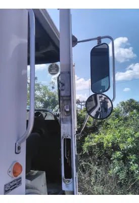 MACK MRU613 DOOR ASSEMBLY, FRONT