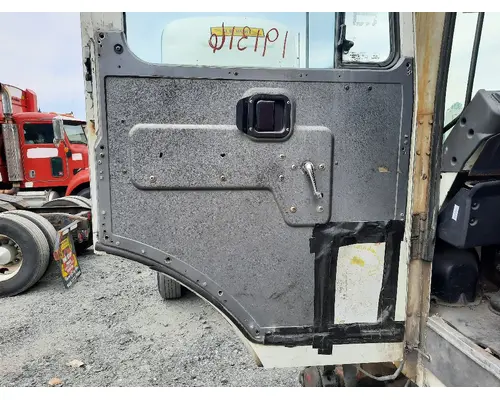 MACK MRU613 DOOR ASSEMBLY, FRONT