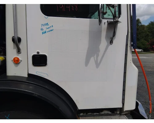 MACK MRU613 DOOR ASSEMBLY, FRONT